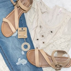 Beige Bead pendent necklace and Earrings